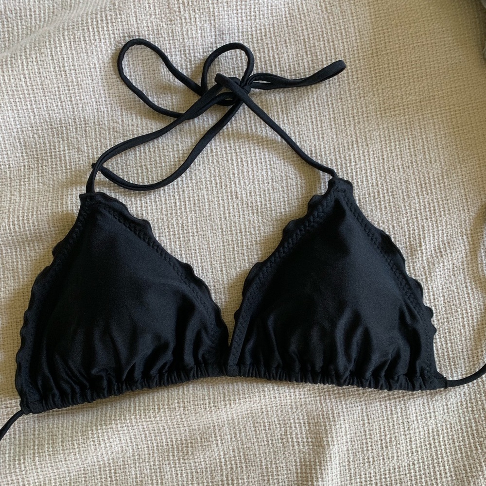 Black Luli Fama wavey TOP.